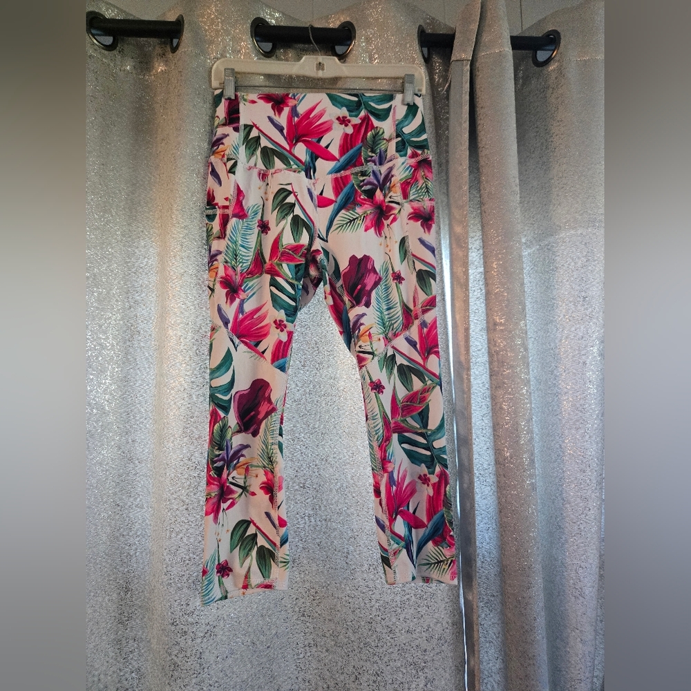 Floral Print Leggings With Pockets Size Med